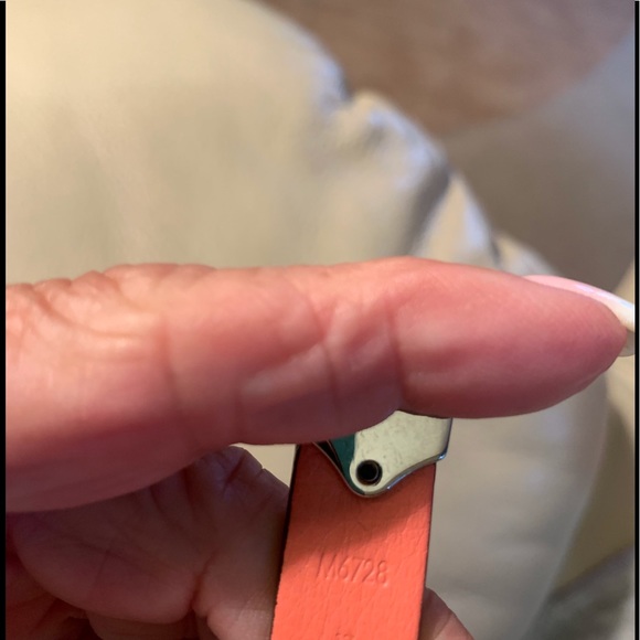 Authentic Louis Vuitton Pink Leather Bracelet - Picture 5 of 6